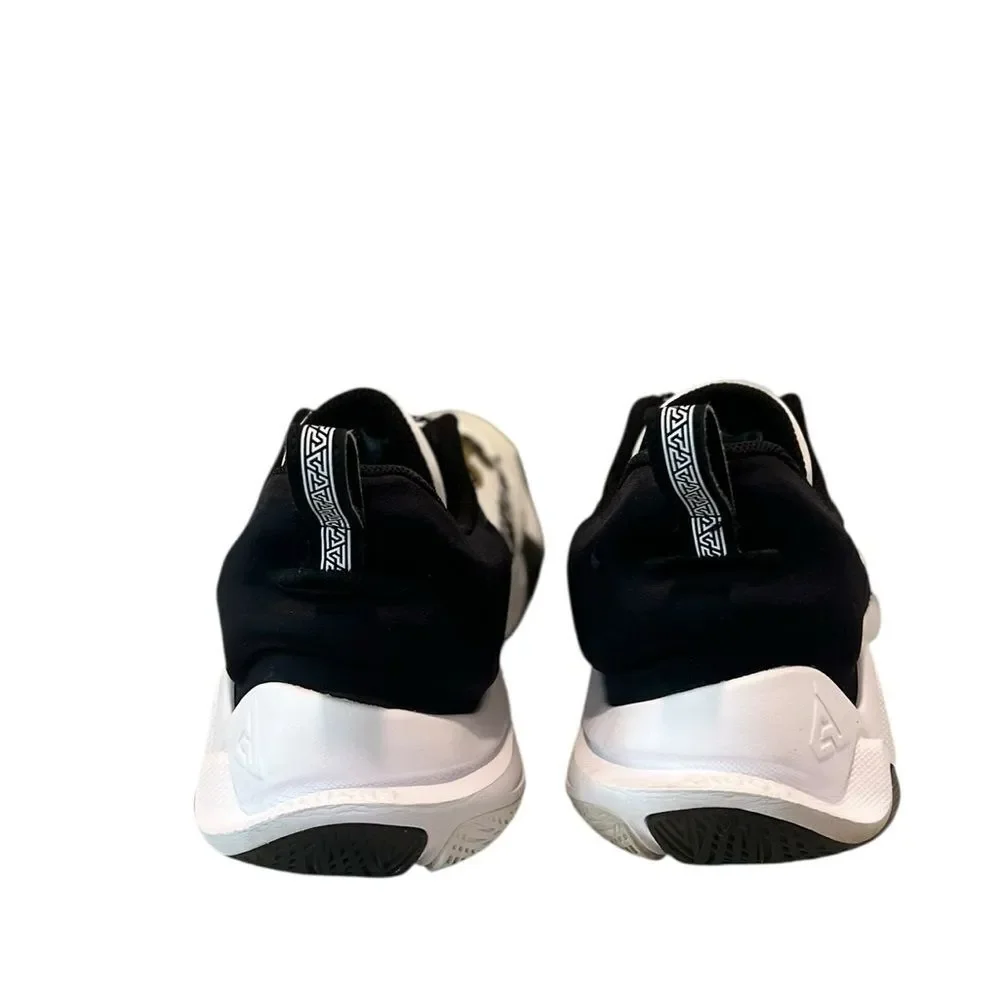 Nike Giannis Immortality Championship White Black Metallic Gold Men’s Size 10